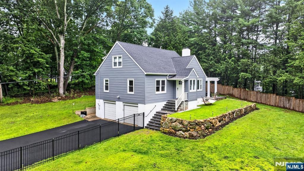 6 Estler Lane, Boonton Township, NJ 07005