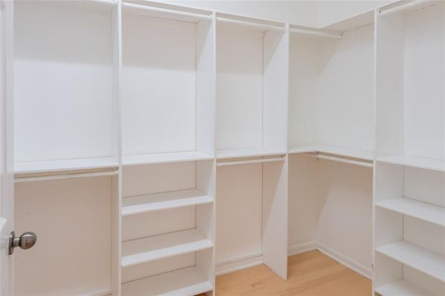 111 Regan Mead Court, The Woodlands, TX 77382