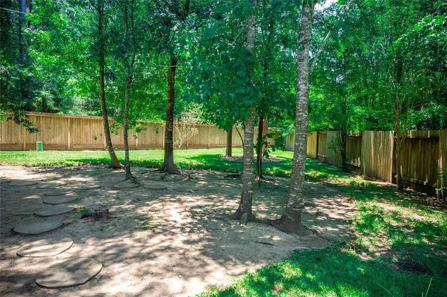 111 Regan Mead Court, The Woodlands, TX 77382