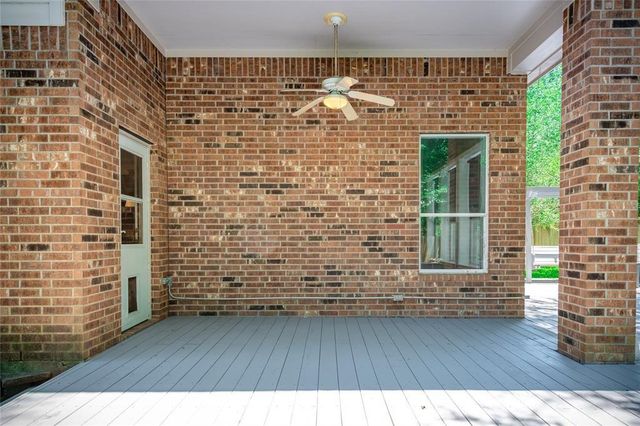 111 Regan Mead Court, The Woodlands, TX 77382