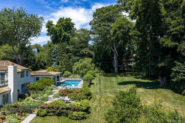 87 Hix Avenue, Rye, NY 10580