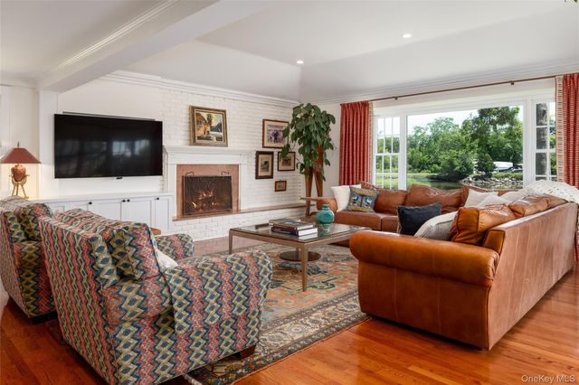 87 Hix Avenue, Rye, NY 10580