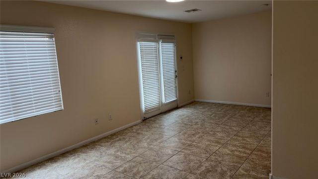 7608 Stray Horse Avenue, Las Vegas, NV 89113