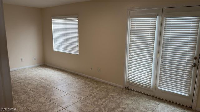 7608 Stray Horse Avenue, Las Vegas, NV 89113