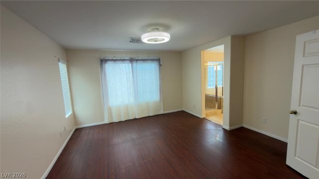 7608 Stray Horse Avenue, Las Vegas, NV 89113