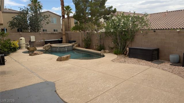 7608 Stray Horse Avenue, Las Vegas, NV 89113