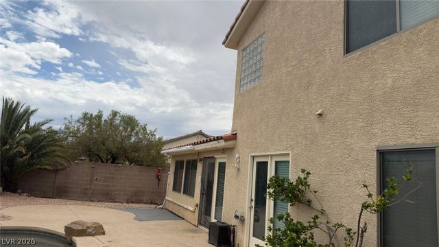 7608 Stray Horse Avenue, Las Vegas, NV 89113