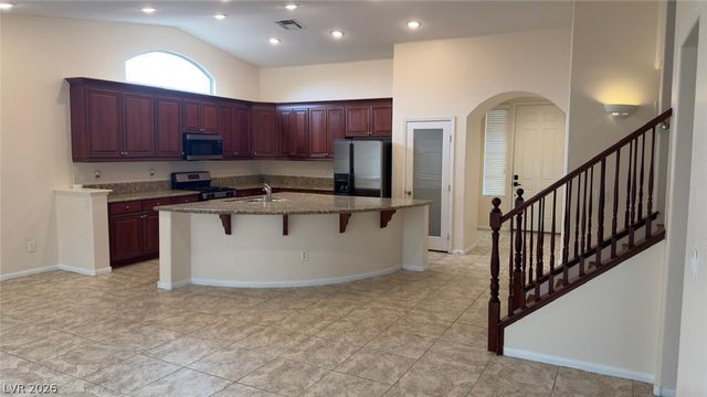 7608 Stray Horse Avenue, Las Vegas, NV 89113