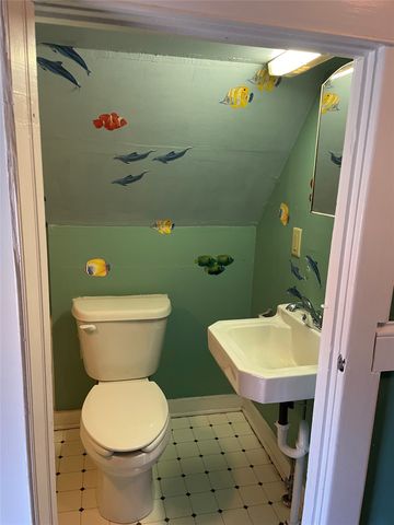 1324 Main Street, Grinnell, IA 50112