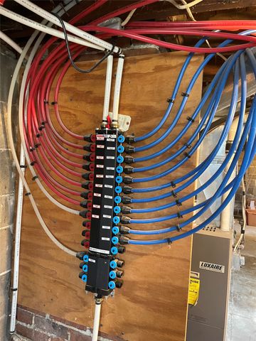 1324 Main Street, Grinnell, IA 50112