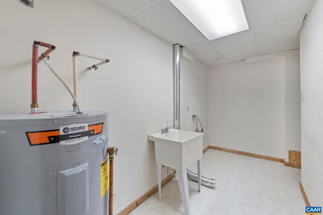 572 WHITCOVER CIR, Charlottesville, VA 22901