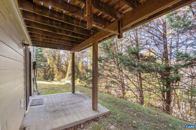 572 WHITCOVER CIR, Charlottesville, VA 22901