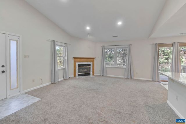 572 WHITCOVER CIR, Charlottesville, VA 22901