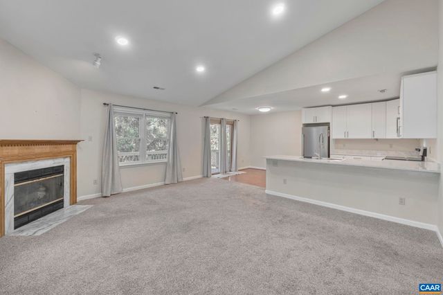 572 WHITCOVER CIR, Charlottesville, VA 22901