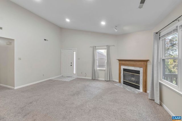 572 WHITCOVER CIR, Charlottesville, VA 22901