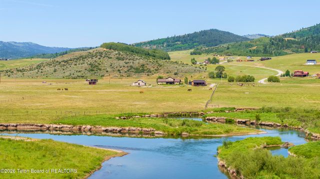 5352 COUNTY ROAD 114, Etna, WY 83118