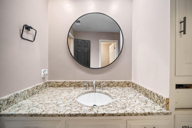 4728 Downing, Tyler, TX 75703