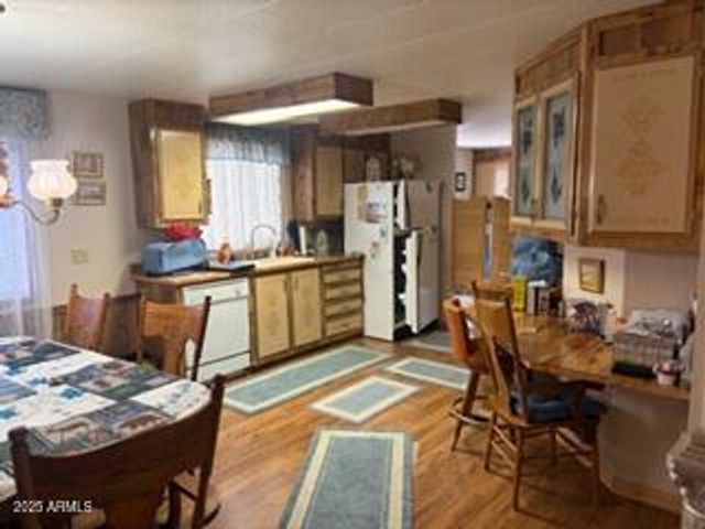 17230 S Iron Springs Road, Munds Park, AZ 86017