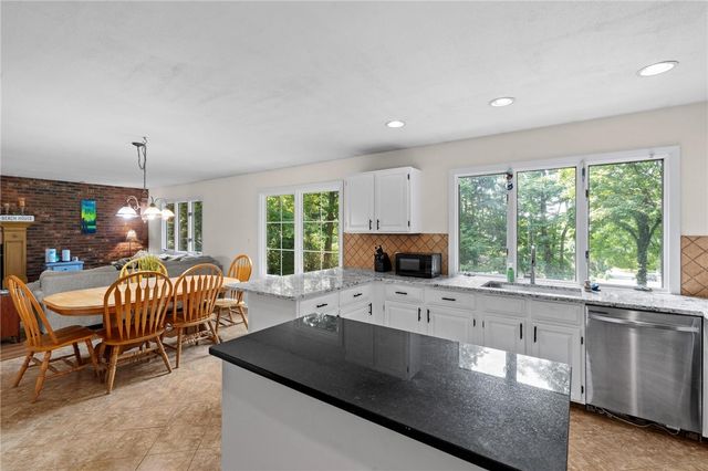 303 E Whipp Road, Washington Twp, OH 45459