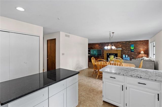 303 E Whipp Road, Washington Twp, OH 45459