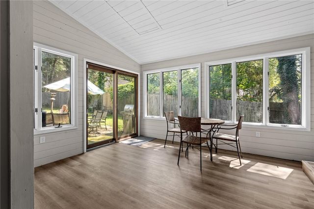 303 E Whipp Road, Washington Twp, OH 45459