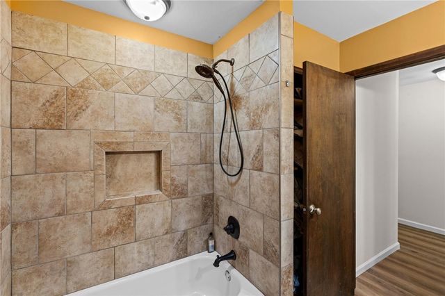 303 E Whipp Road, Washington Twp, OH 45459