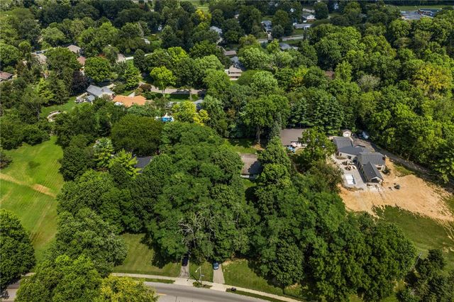 303 E Whipp Road, Washington Twp, OH 45459
