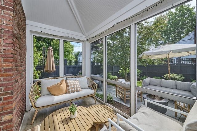 75 W Central St, Natick, MA 01760
