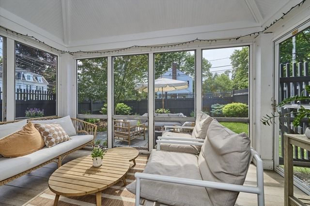 75 W Central St, Natick, MA 01760