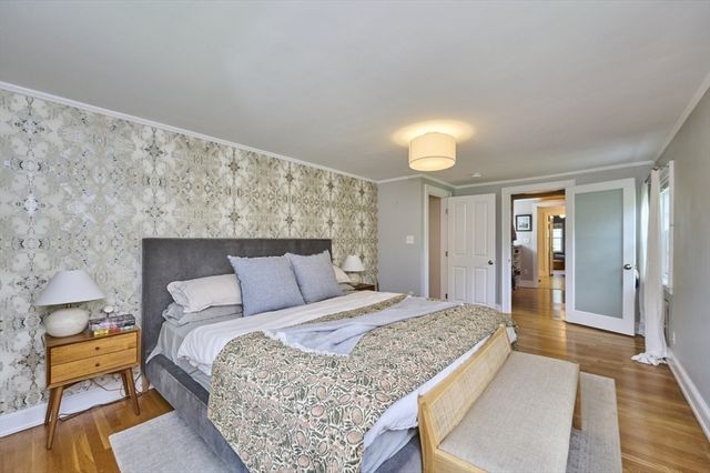 75 W Central St, Natick, MA 01760
