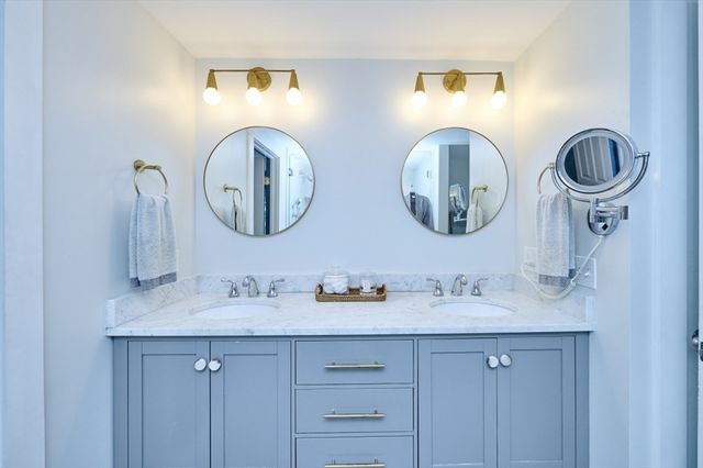 75 W Central St, Natick, MA 01760