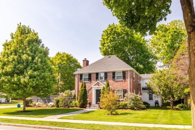 75 W Central St, Natick, MA 01760