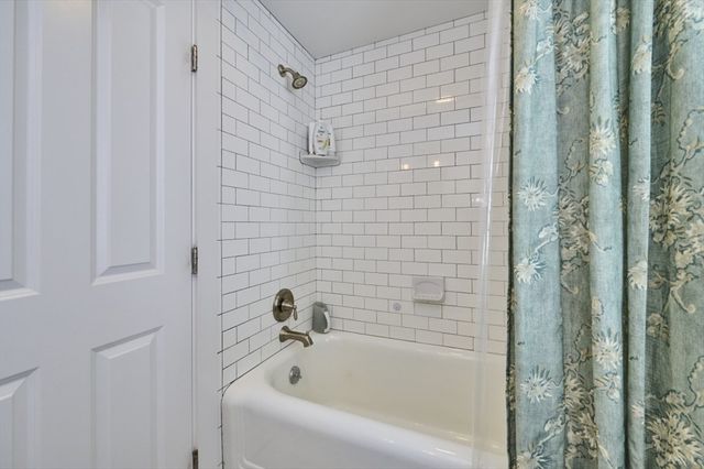 75 W Central St, Natick, MA 01760