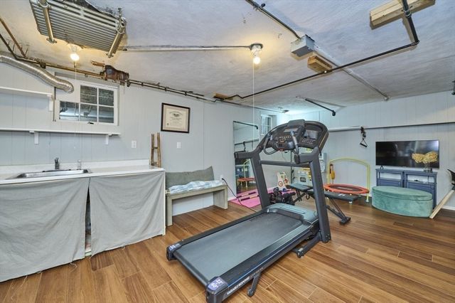 75 W Central St, Natick, MA 01760