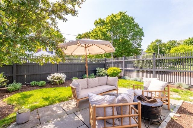 75 W Central St, Natick, MA 01760