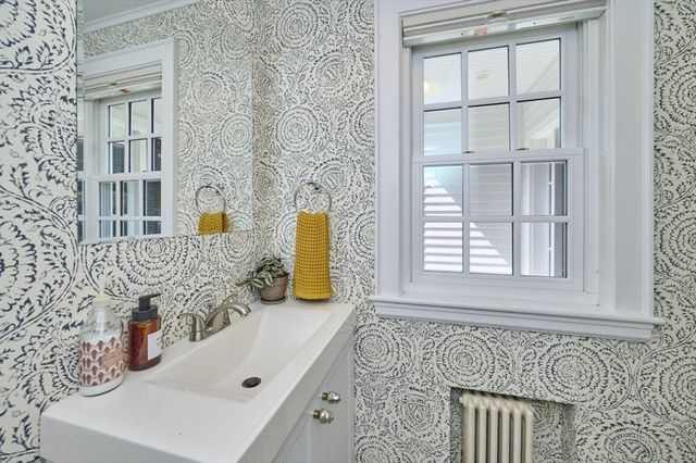75 W Central St, Natick, MA 01760