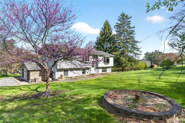 6 Emily Lane, Monroe, NY 10950