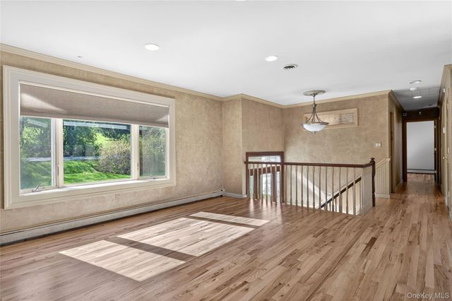 6 Emily Lane, Monroe, NY 10950