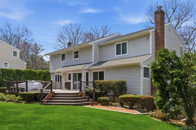 7 Seward Drive, Dix Hills, NY 11746