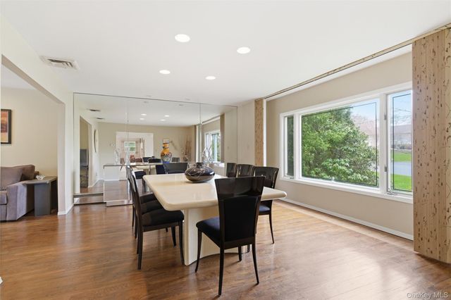 7 Seward Drive, Dix Hills, NY 11746