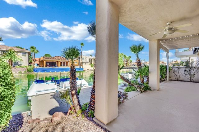 8736 Carlitas Joy Court, Las Vegas, NV 89117
