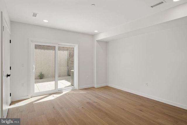2613 E TIOGA ST, Philadelphia, PA 19134