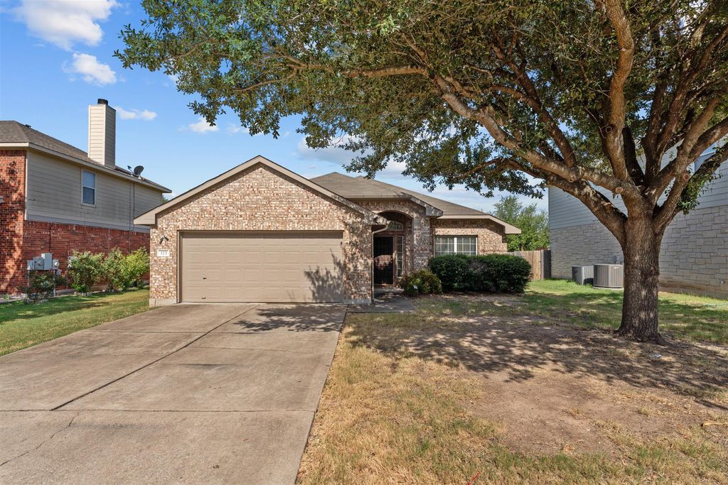 123 Aguilar DR, Hutto, TX 78634