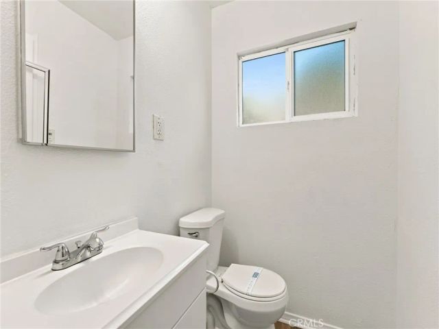 146 N Edenfield Avenue, Azusa, CA 91702