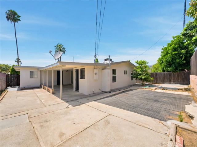 146 N Edenfield Avenue, Azusa, CA 91702