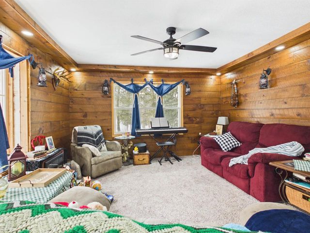 16090 W State Hwy 27, Hayward, WI 54843