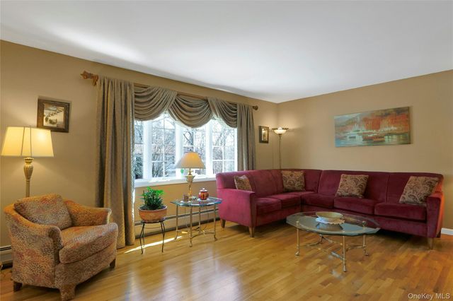 27 Hansen Street, Tappan, NY 10983