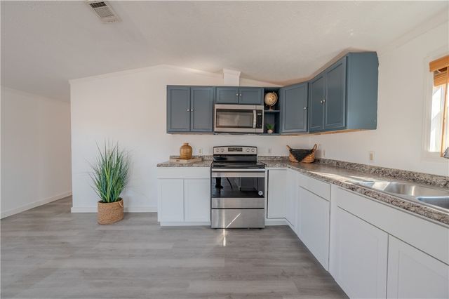 122 CR 3052, Orange Grove, TX 78372