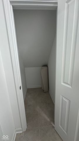 1226 Arlington Drive, Greenfield, IN 46140