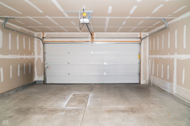 1226 Arlington Drive, Greenfield, IN 46140